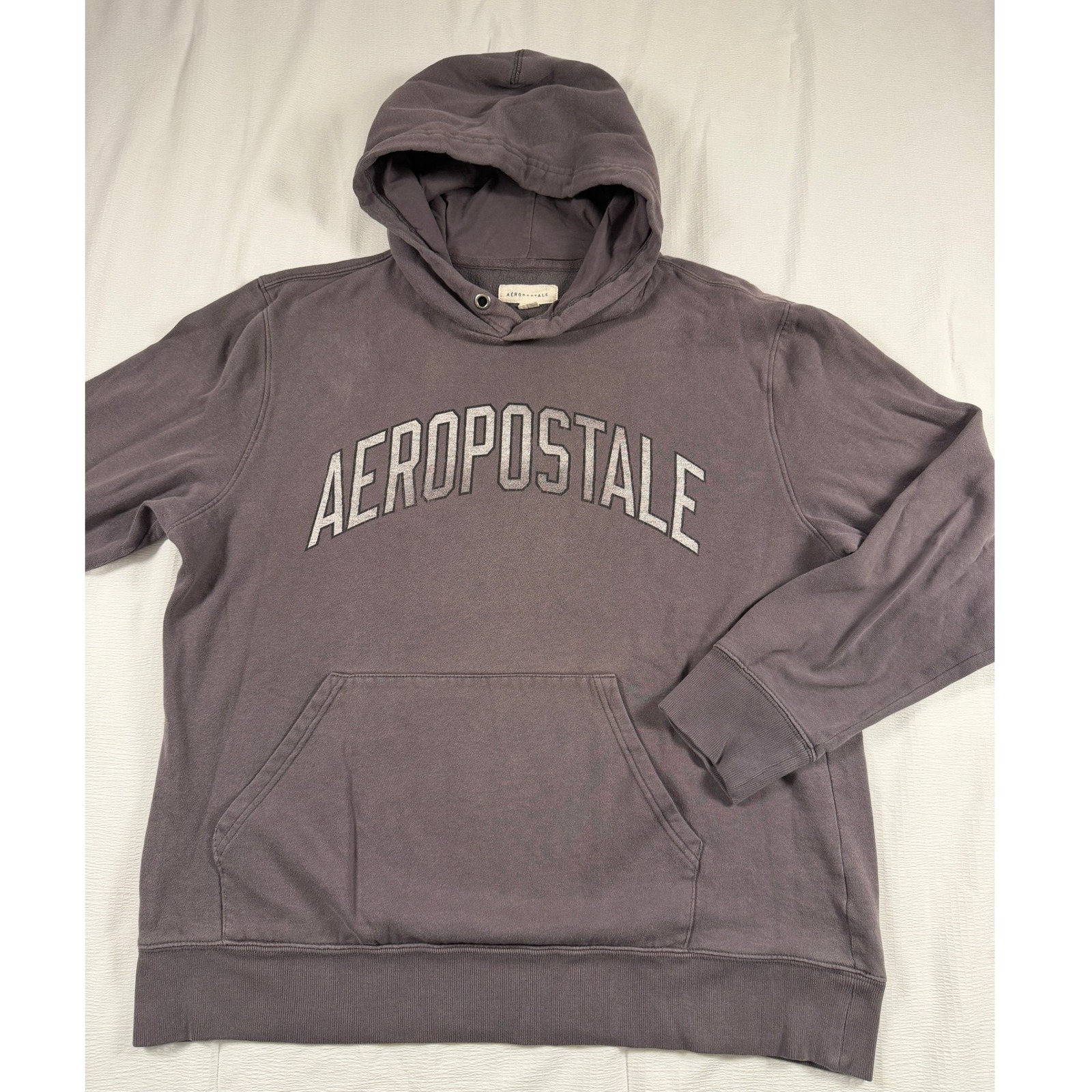Aeropostale Mens Xl Gray Graphic Logo Pullover Hoodie Sweatshirt Faded Plum